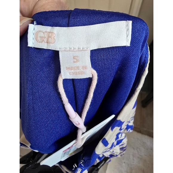 NWT Juniors Floral Miniskirt with Ruffled Hem - Picture 3 of 6